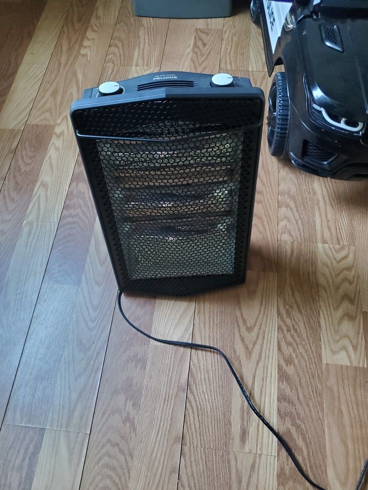 Pelonis Space Heater