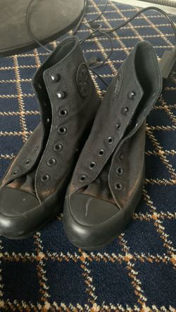 Black Hightop Converse 