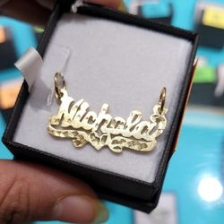 Nicholas Pendant 