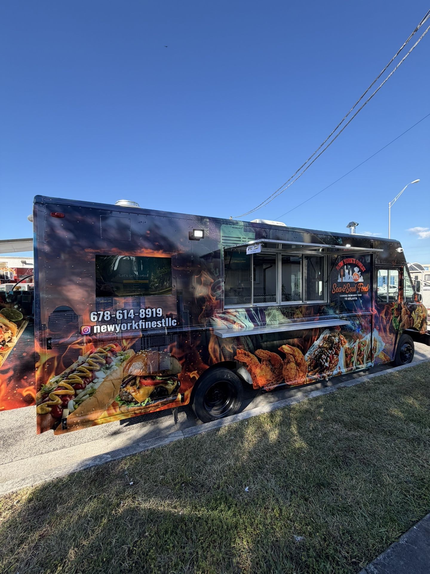 Sea & Soul Food Truck