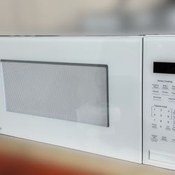 GE Profile 1.6 cu. ft. Sensor Microwave – Brand New!