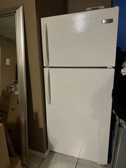 Frigidaire Refrigerator