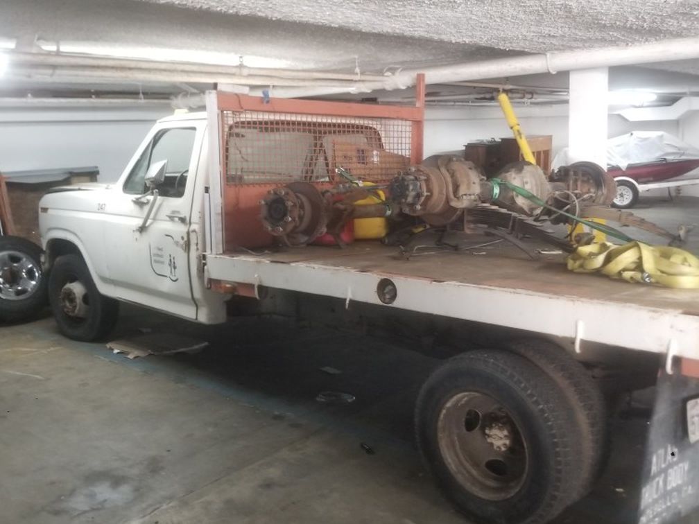 1985 Ford F350 Flat Bed