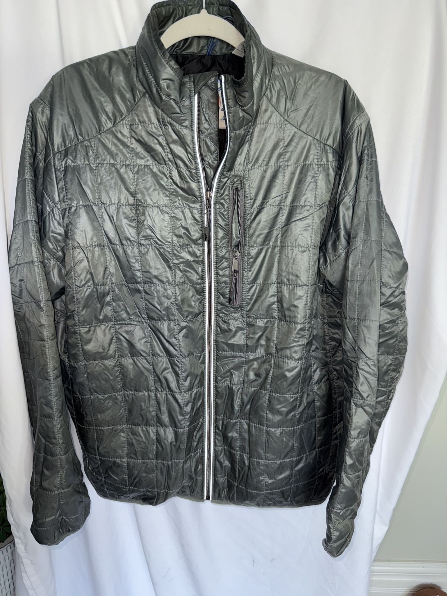 Men’s Medium Jacket, Tommy Bahama, Size Medium, Metallic Gray