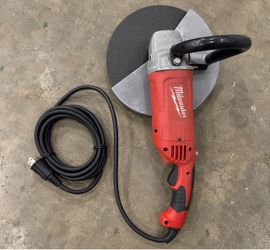 Milwaukee Heavy Duty 7”/9” Corded Angle Grinder – Professional