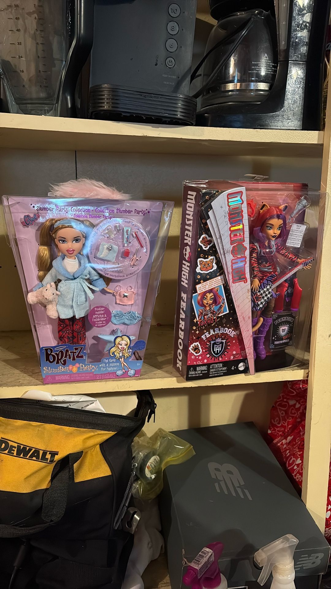 Monster High And Bratz