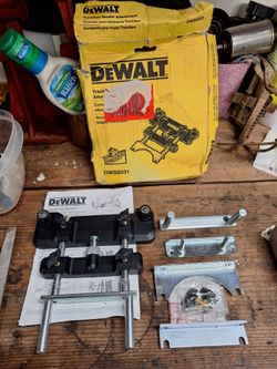 DEWALT DWS5031 TrackSaw Router Attachment - Pristine & Complete (Open Box)Selling a 100% complete, fully functional DEWALT DWS5031 TrackSaw Router Ada