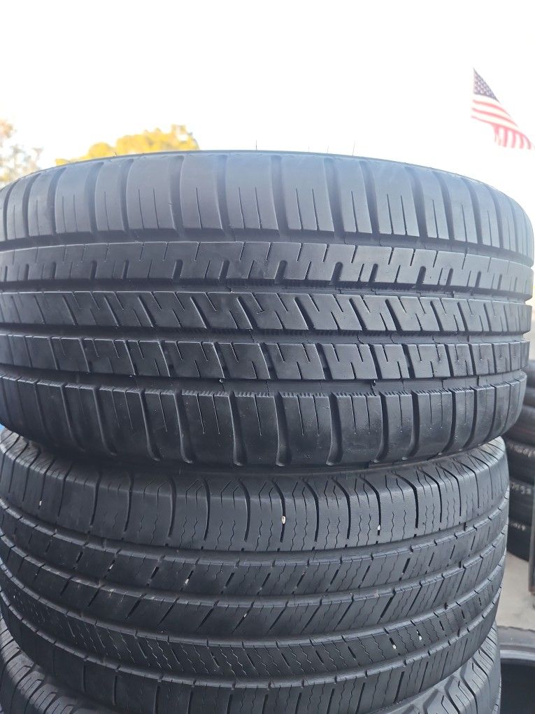 One 225/45/17 Michelin 