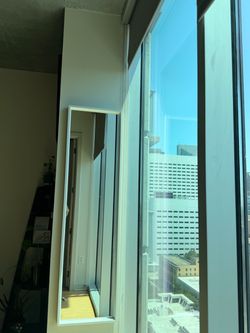 Wall mirror