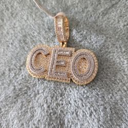 CEO Pendant 14k With Diamonds