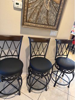 set of 3 new black cushion counter height bar stool