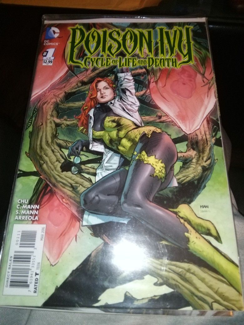 Comic Books Poison Ivy Cycle of Life and Death # 1,2,3,4,&5