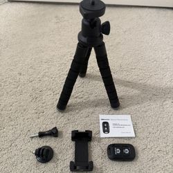 MINI-TRIPOD for PHONE and CAMERA with REMOTE! UBeeSize Portable Travel Flexible