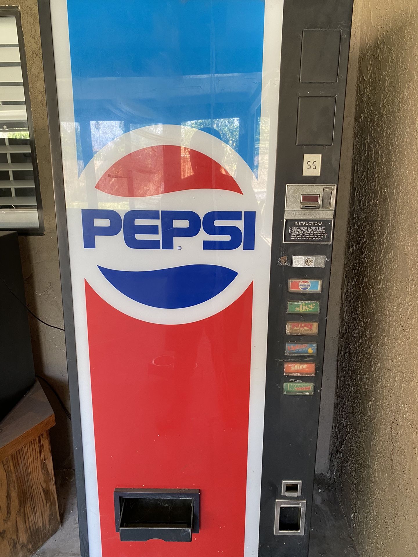 Pepsi Soda Machine Old School Vintage Takes Coins Change for Sale in