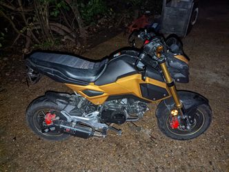 2018 Honda Grom With 700 Mi On It Like New Condition With A Lot Of Upgrades $3,500 Firm On Price
