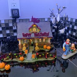 Department 56 Collectible Halloween Village
