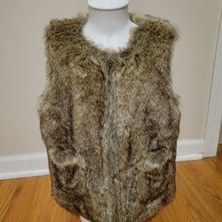 Girls Size 6 Fur Vest