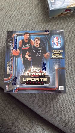 2025-26 Topps Chrome Basketball update MEGA Box