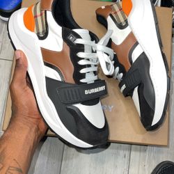 Burberry Low Top Sneaker