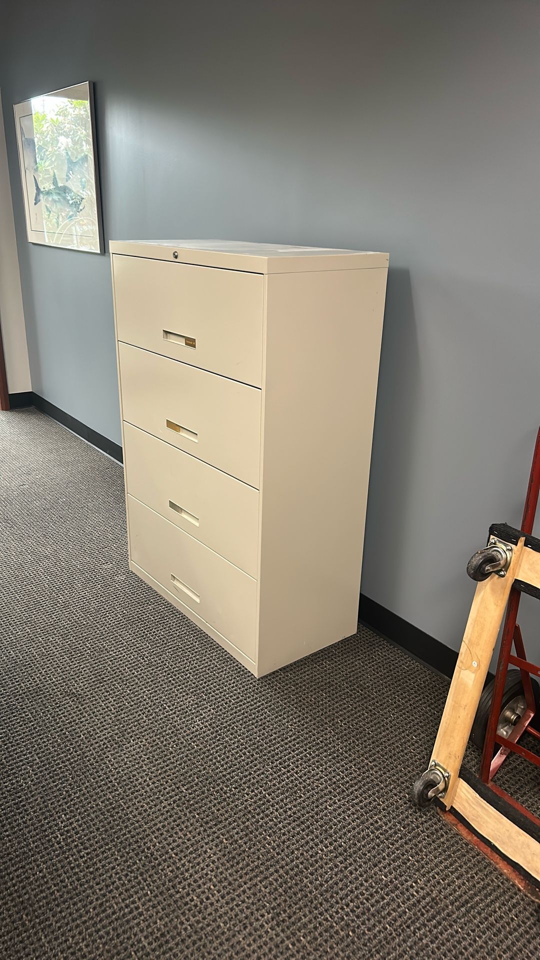 Filing Cabinet-free