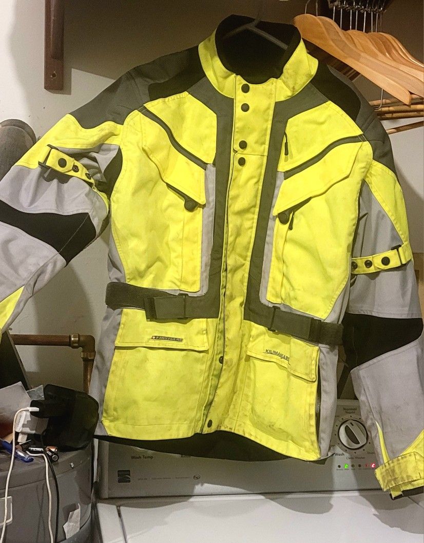 First Gear Medium Kilimanjaro Mens Motorcycle Jacket with padding/armor