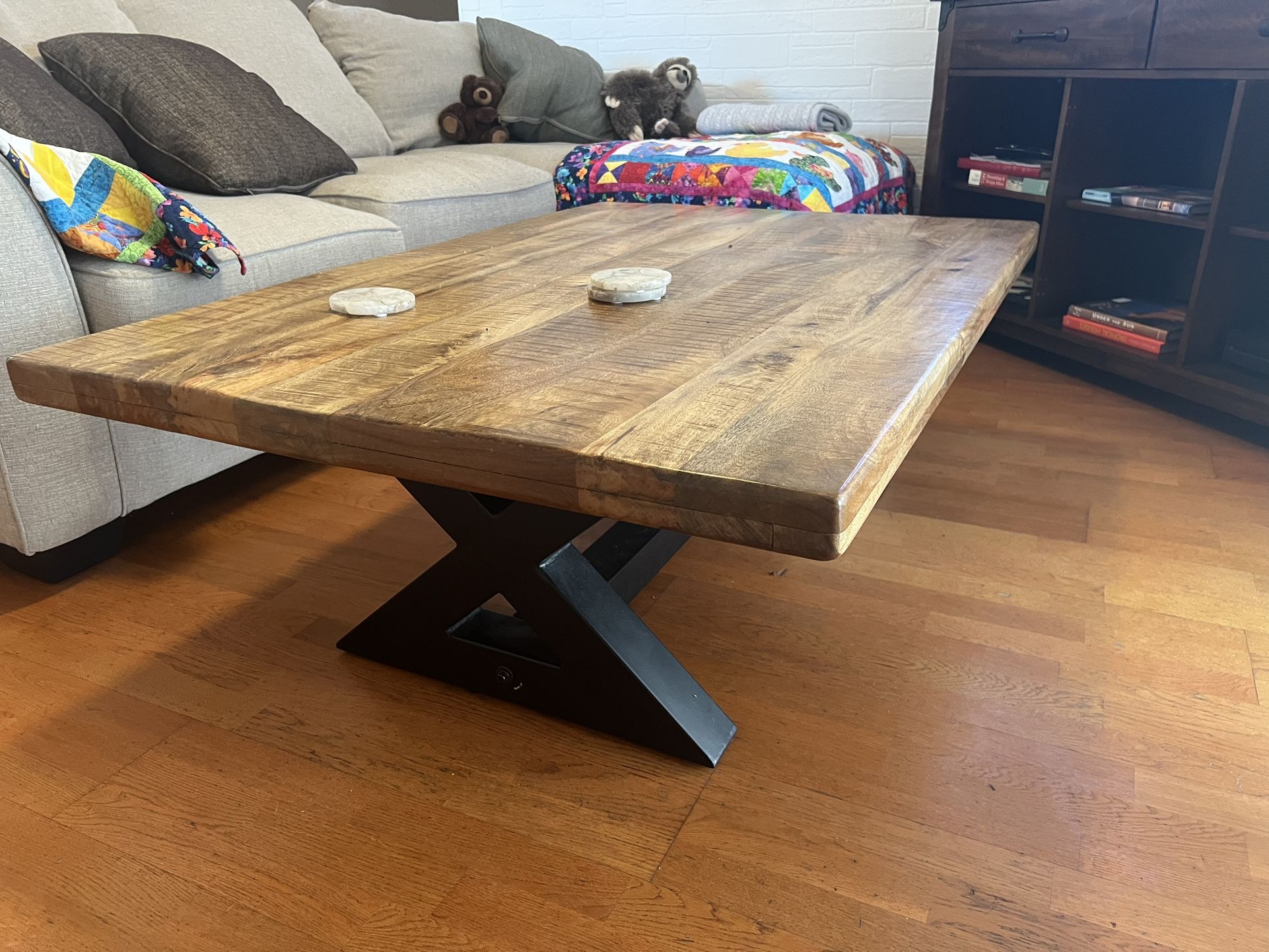 Coffee Table, 2 Ends Tables, & Entry Table
