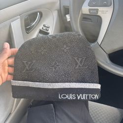LV beanie
