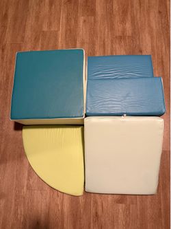 4 piece foam blocks with Velcro strips