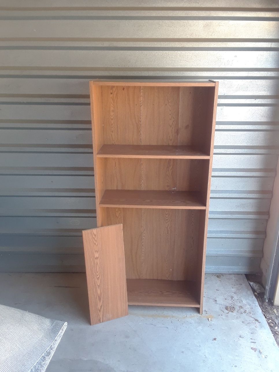 BOOKSHELF / BOOK CASE