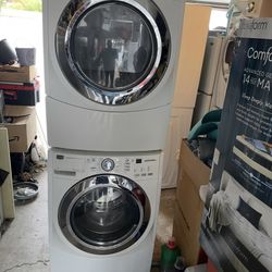 Maytag Stackable Washer And Gas Dryer