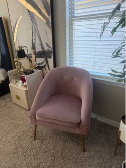 Blush Pink Accent chair