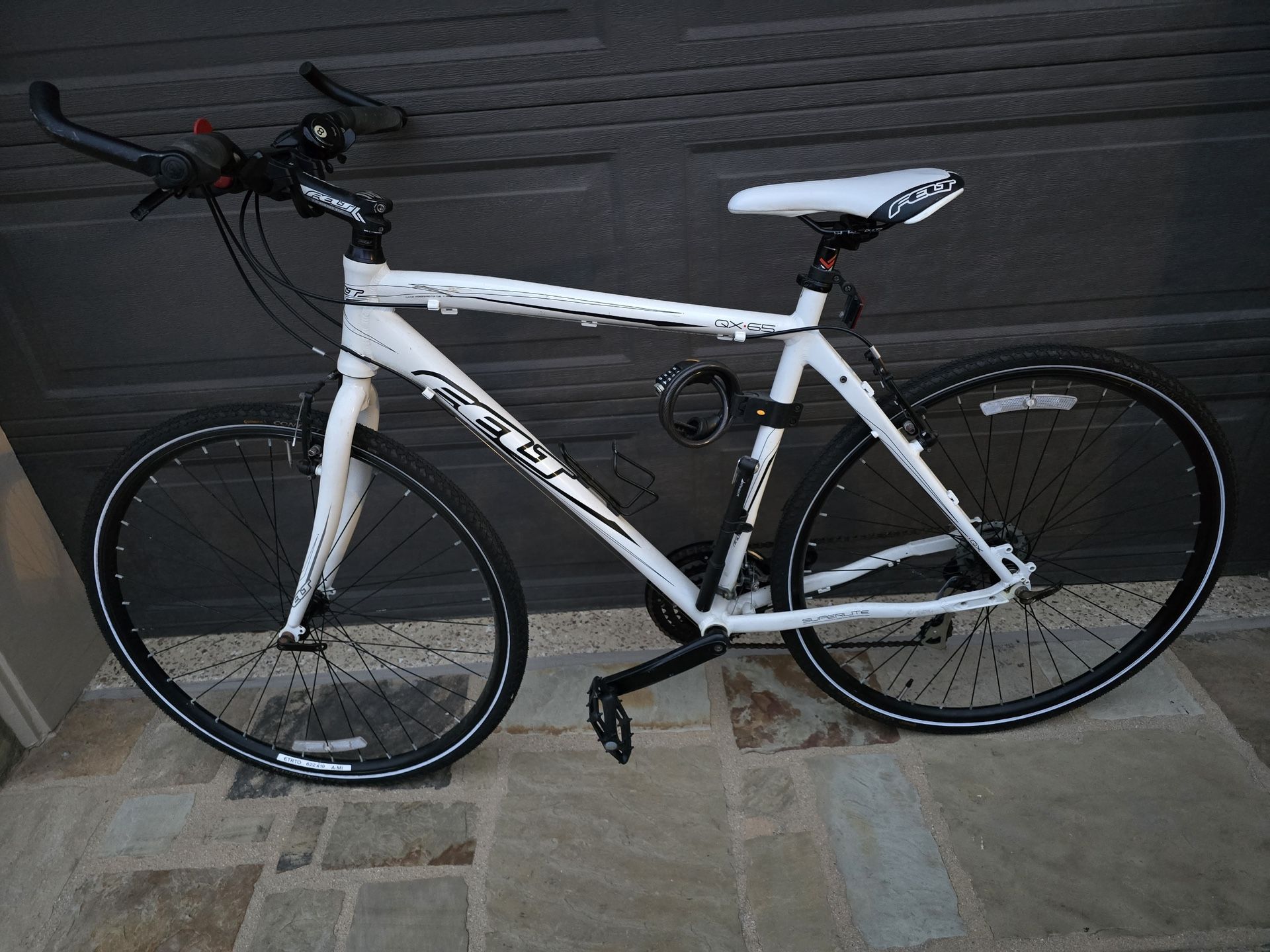 Felt QX65 Road Bike