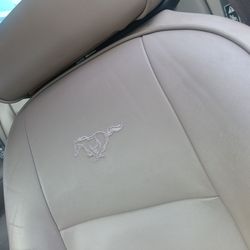Ford mustang  084472.1 miles