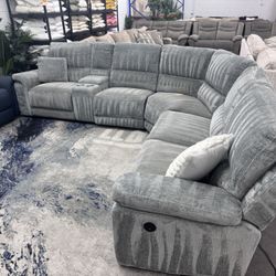 Free Delivery* Light Gray Reclining Power Sectional Sofa