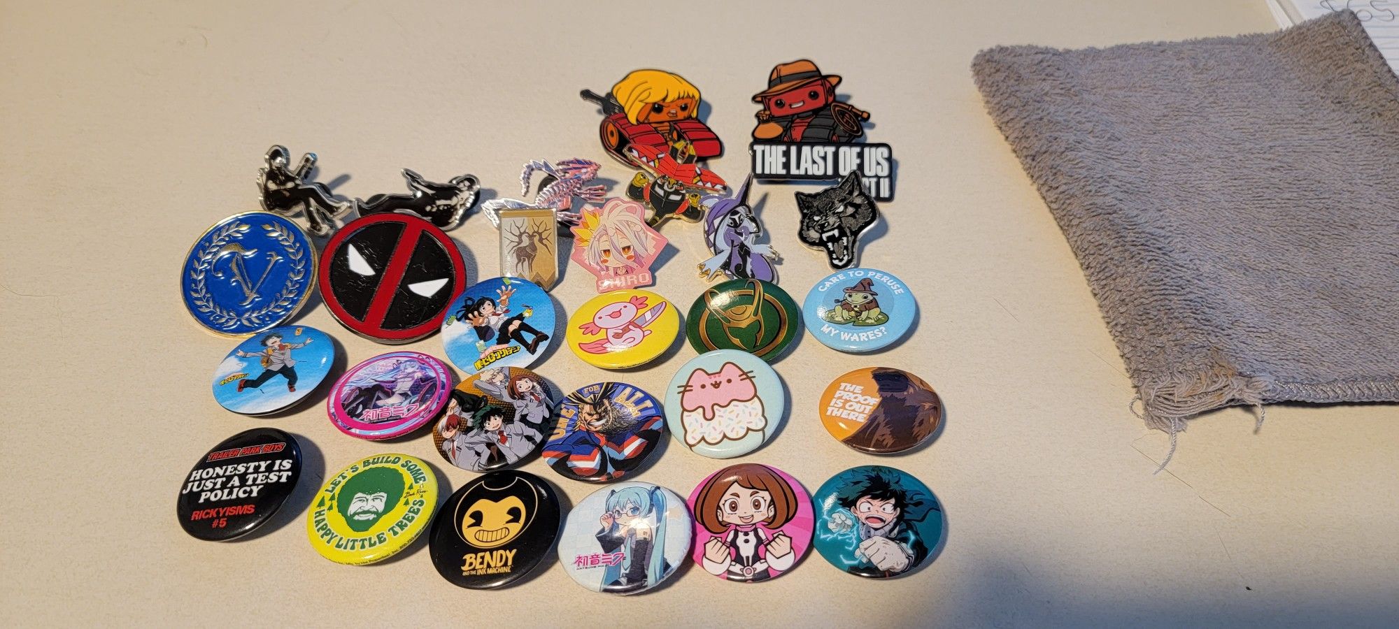 Buttons/Pins