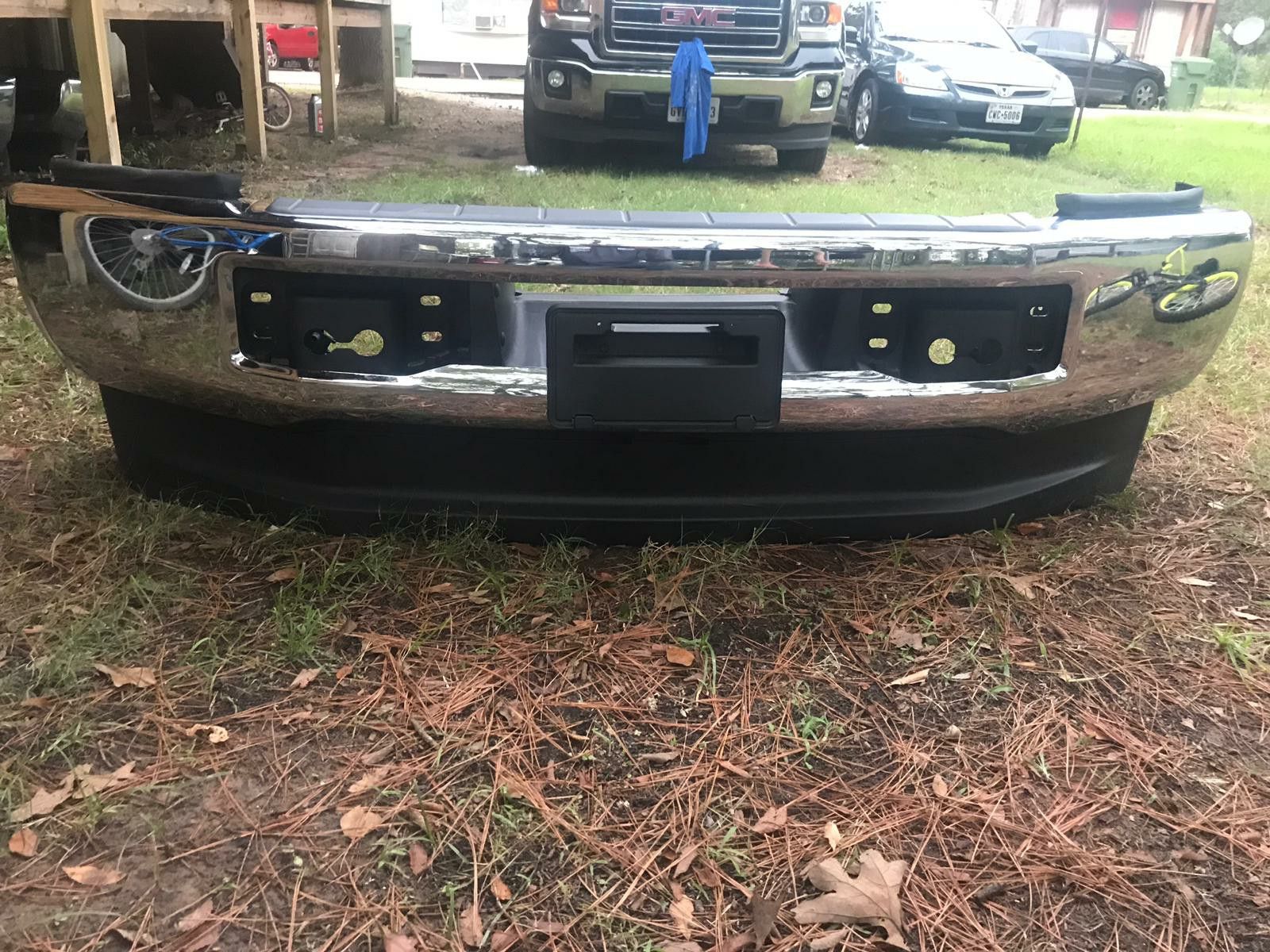 Ford f-250 complete front bumper like new