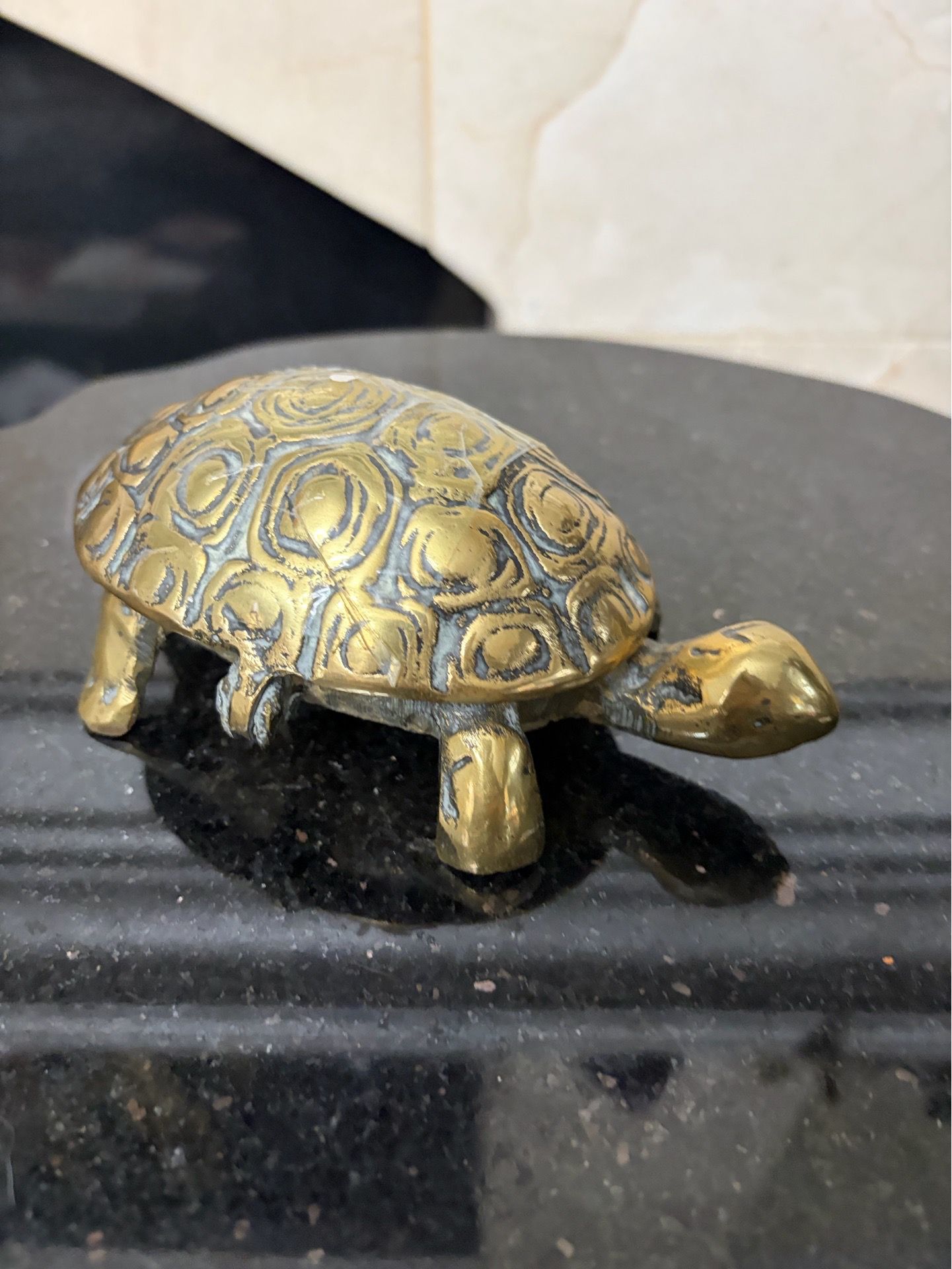 Vintage solid brass turtle hinged trinket box/ ash tray