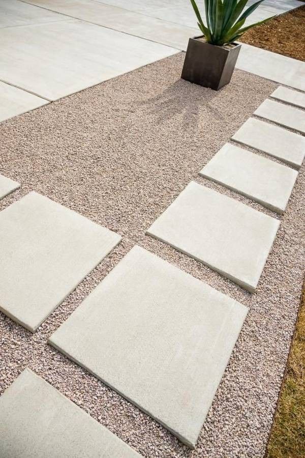 24X24 CONCRETE CEMENT SMOOTH STEPPING STONE PAVERS $17 EACH