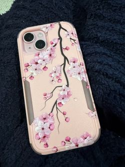 iPhone 15 pink phone case + 2 screen protectors