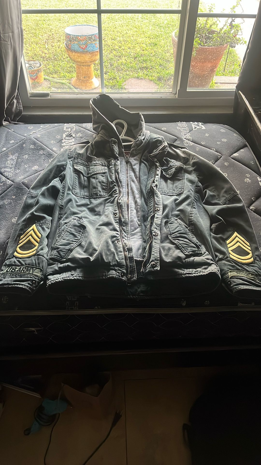 Levi’s U.S. Army Hoodie, Size Medium