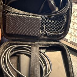 PSTV Game Console GREAT CONDITION, MEMORY CARD INCLUDED 