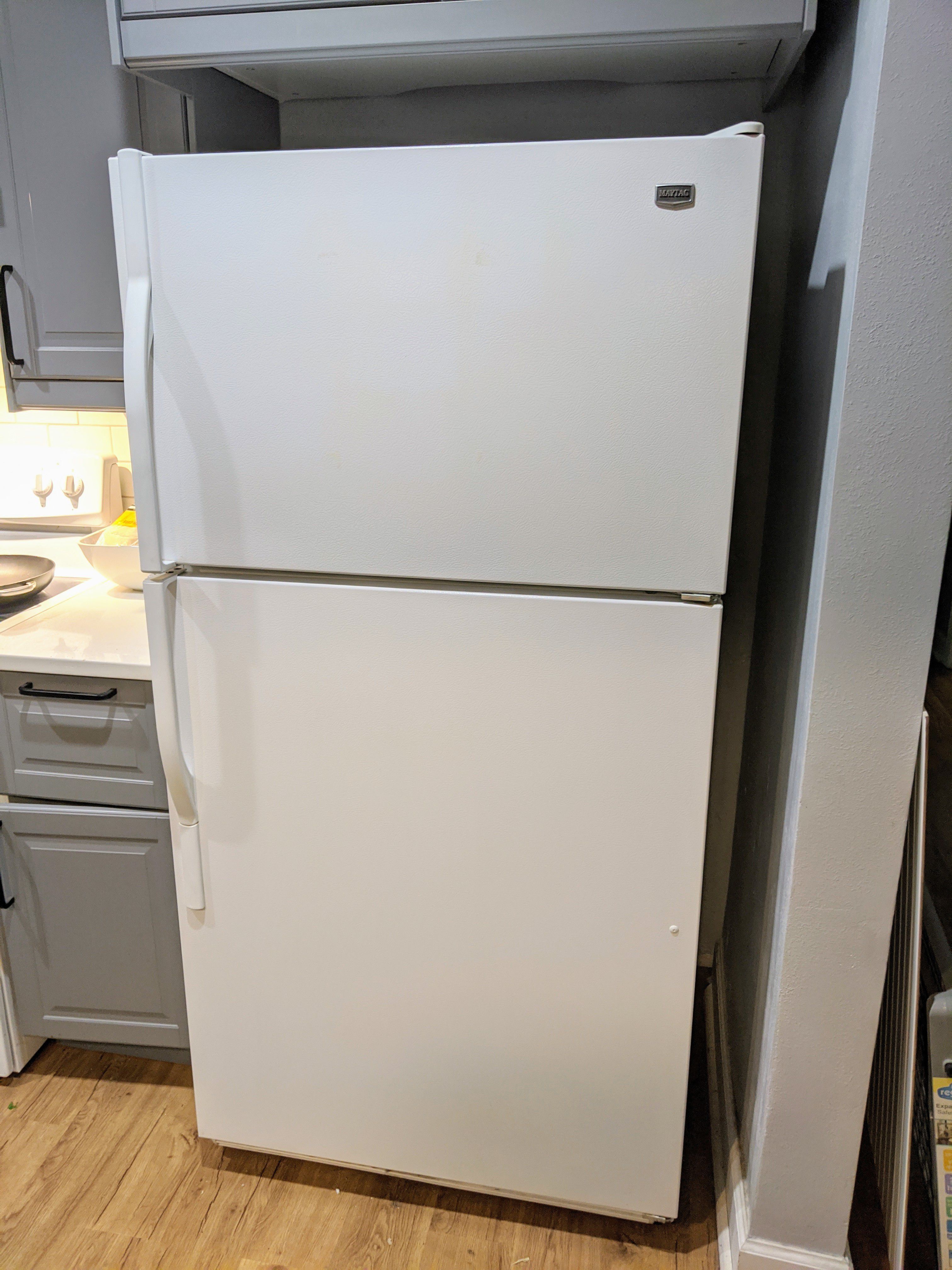 Maytag Refrigerator Top Freezer w/ Ice Maker