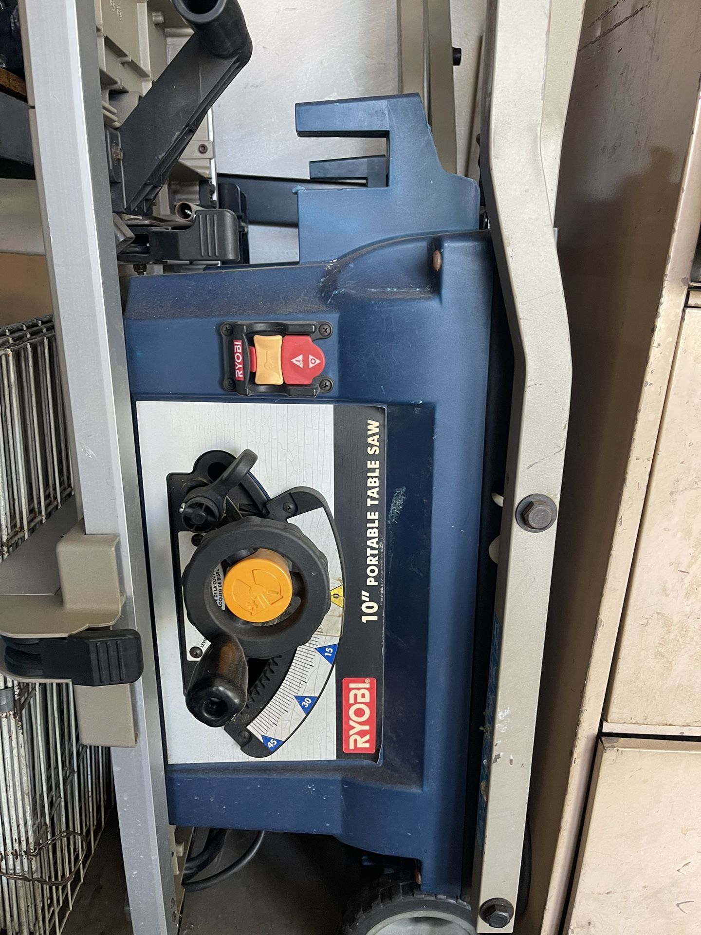 Portable Table Saw