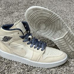 Women’s AIR JORDAN ‘1 Mid SE’ Sanddrift Sneakers Size US 7