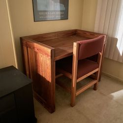 Wood Desk And Chair 