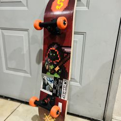 New CredHedz Video Games 31" Skateboard