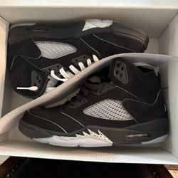 Jordan 5 Black Metallic reimagined