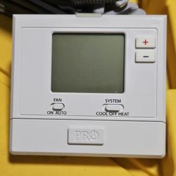 T701 Smart Thermostat