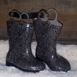 FIRM IN MERCED‼️TOMS TODDLER RAINBOOTS SIZE 5
