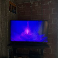 Samsung Flat Screen Smart TV (2019)- 65 inch screen, 4K UHD